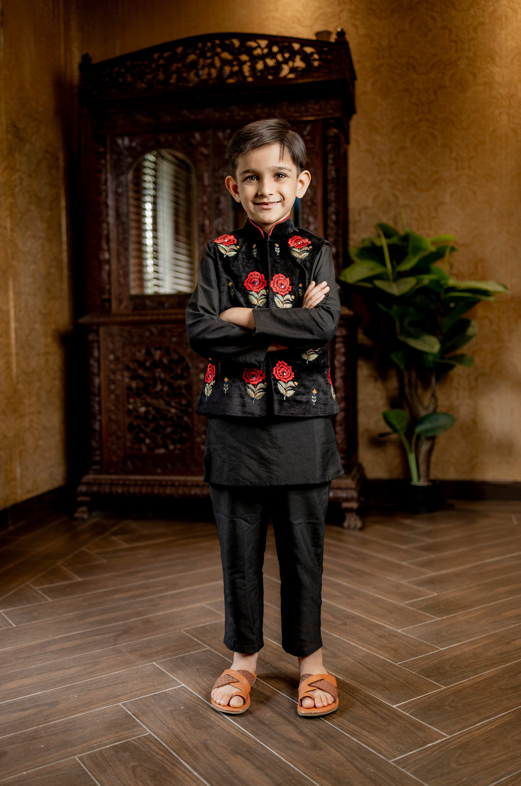 BLACK BUNDI KURTA SET WITH RED ROSE EMBROIDERY