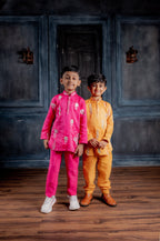 MAGENTA KURTA