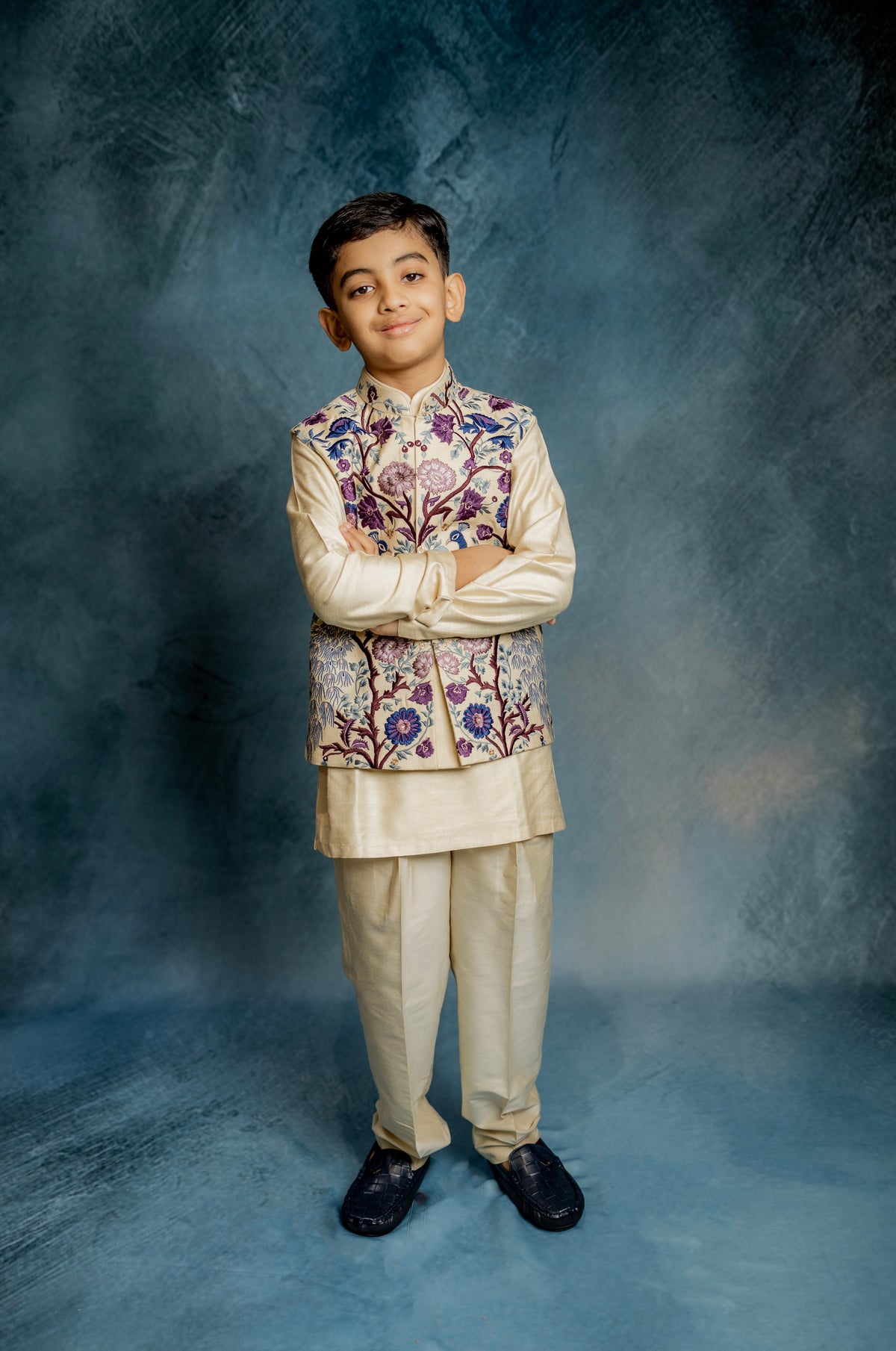 CREAM ALL OVER HEAVY EMBROIDERD BUNDI KURTA SET