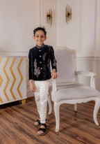 BLACK VELVET JODHPURI